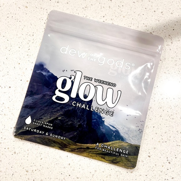 The Weekend Glow Challenge Sheet Masks - unopened package - Picture 7 of 7